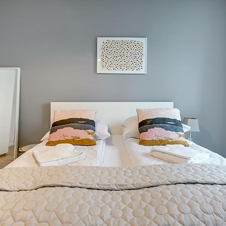 Wave Apartments - Nadmorze 2 กดัญสก์ ภายนอก รูปภาพ